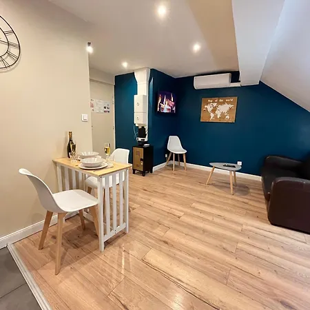 Danton Confortable Chaleureux Proche Centre-ville Appartamento