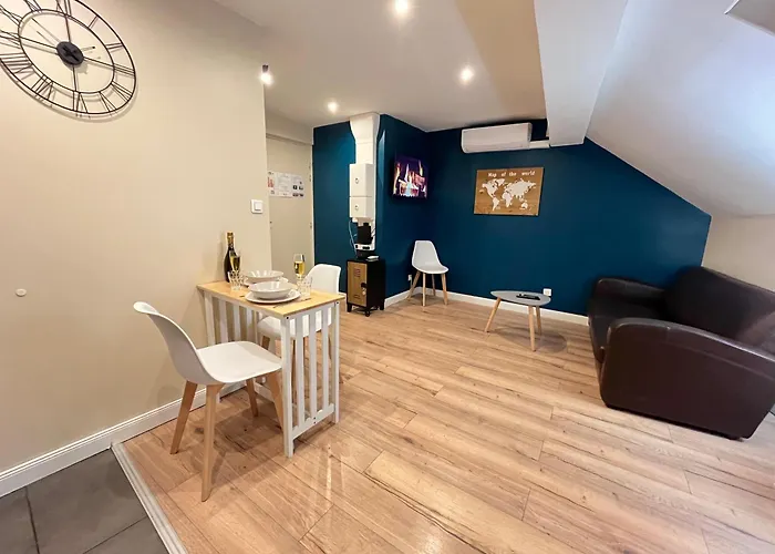 Danton Confortable Chaleureux Proche Centre-ville Apartment