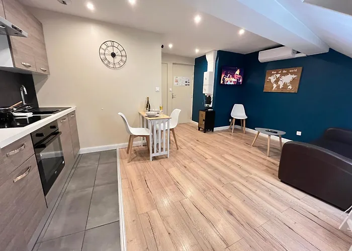 Apartment Danton Confortable Chaleureux Proche Centre-ville *